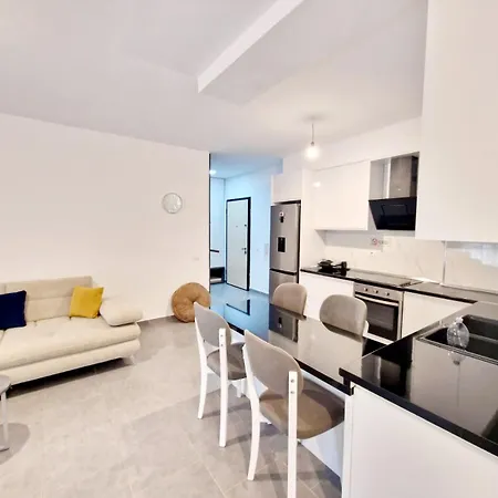 Apartment Lovely View